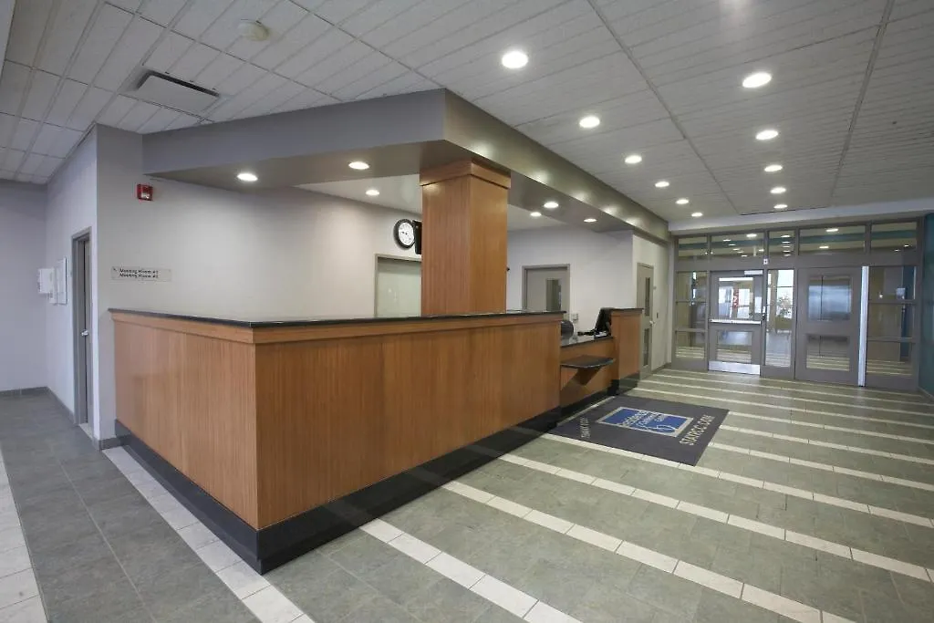 Residence & Conference Centre - Hamilton 2*,  Canada