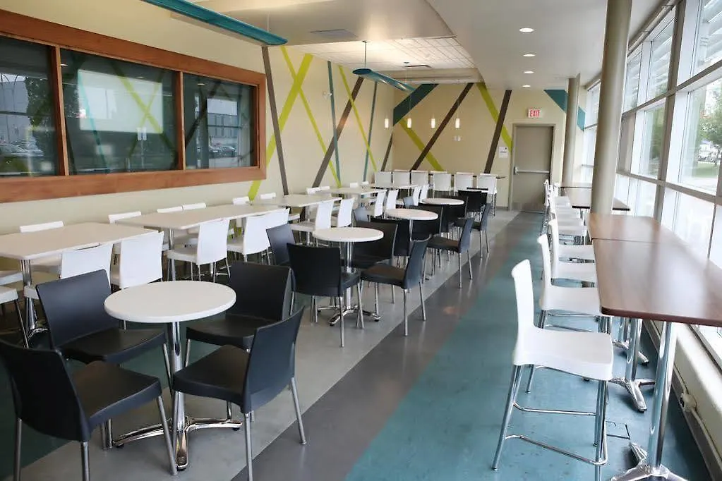 Residence & Conference Centre - Hamilton Aparthotel