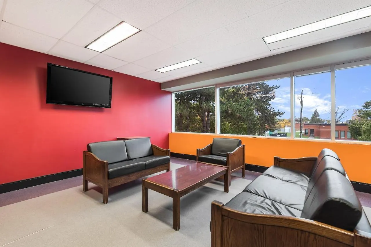 Residence & Conference Centre - Hamilton Aparthotel