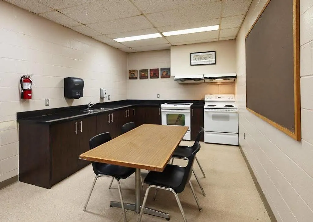Residence & Conference Centre - Hamilton 2*,