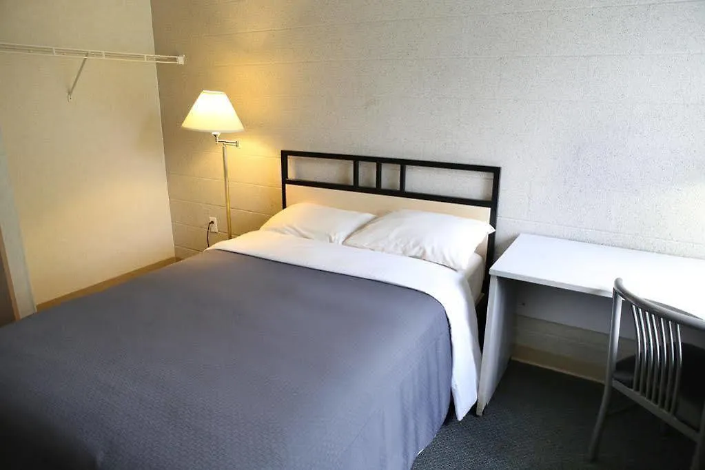Residence & Conference Centre - Hamilton Aparthotel